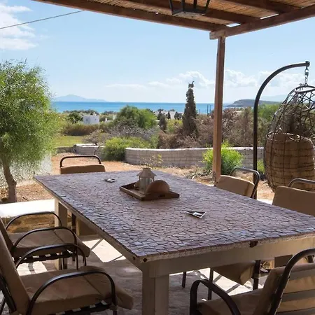 Traditionally Designed 2 Bedroom House With Pool شقة *